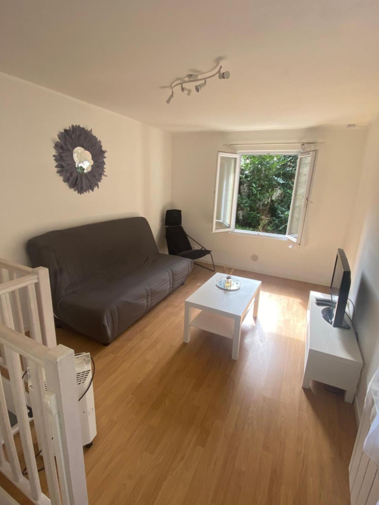 Appartement Versailles Centre Versalhes Exterior foto